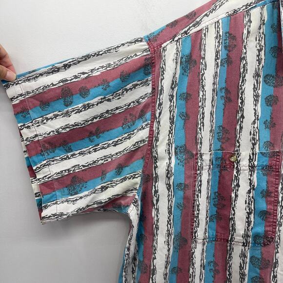 Vintage Today’s News Button Up Red‎ White Blue Stripe Short Sleeve - Picture 8 of 8